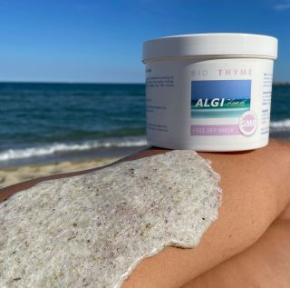 💙 Péče, která voní mořem 🌊 Bio Thyme Peel-Off Mask od AlgiChamot – ideální volba pro regeneraci, detoxikaci a zklidnění...
